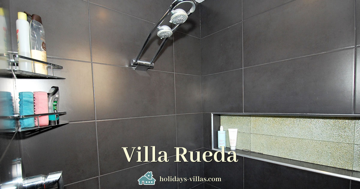 Villa Rueda - A Luxury Family Holiday Villa for Holiday Rent, Benalmádena, Costa del Sol, Spain.