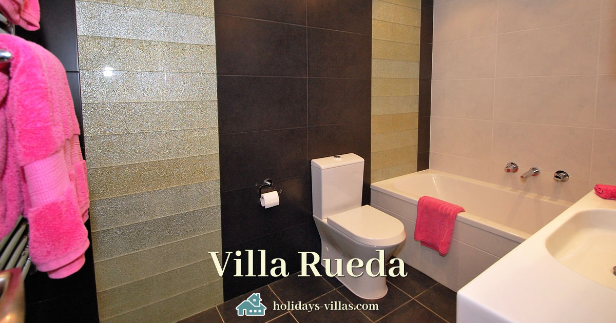 Villa Rueda - A Luxury Family Holiday Villa for Holiday Rent, Benalmádena, Costa del Sol, Spain.