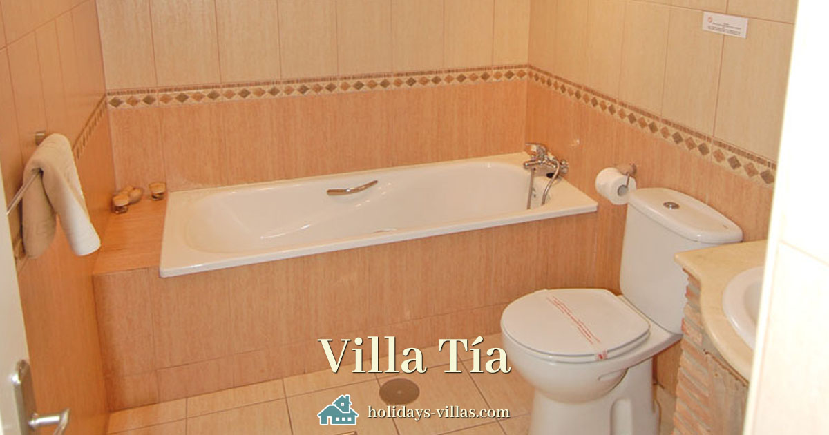 Villa Tia - A Luxury Detached Family Holiday Villa for Rent, Mijas Costa, Costa del Sol